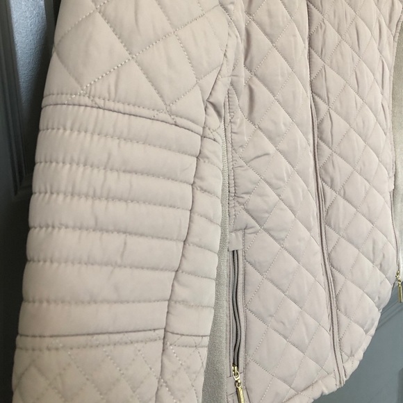 Weatherproof Padded Fall Jacket - Picture 7 of 7